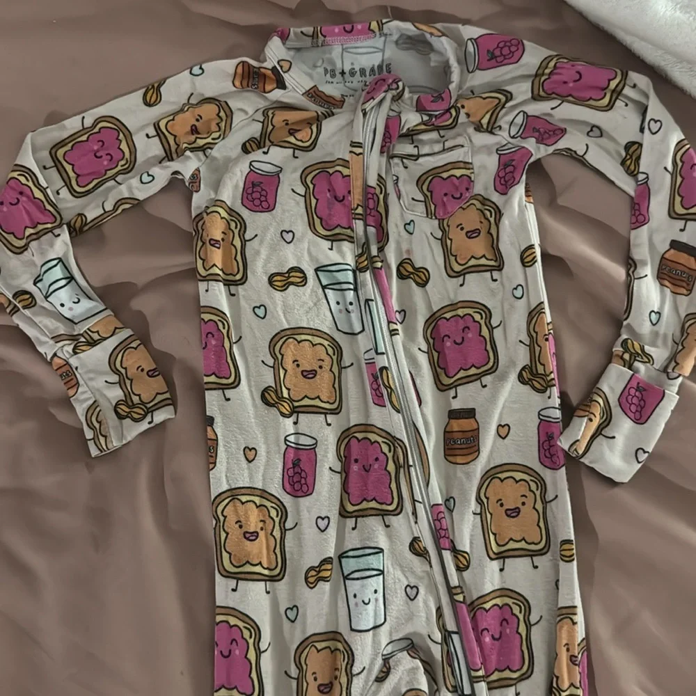PB+GRAPE| ‘Peanut Butter Jelly’ Bamboo Footie Pajamas